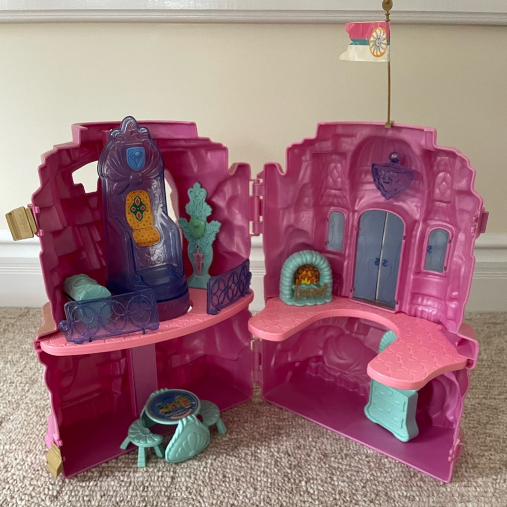 Vintage She-ra Princess of Power Crystal Castle Playset and Furniture